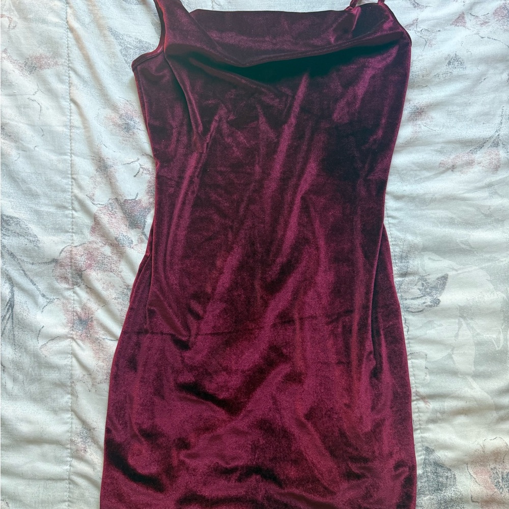 SHEIN Red Cowl Neck Sleeveless Bodycon Dress (B01)